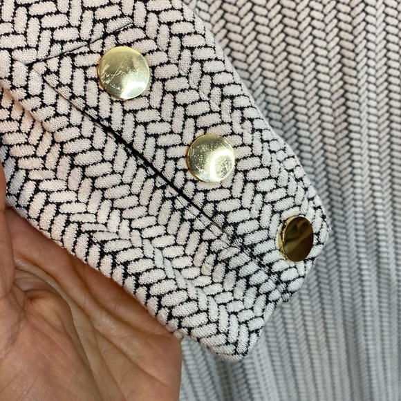 Dynamite | Long Sleeve Mini Herringbone Mini Dress - White & black - small - Picture 6 of 7